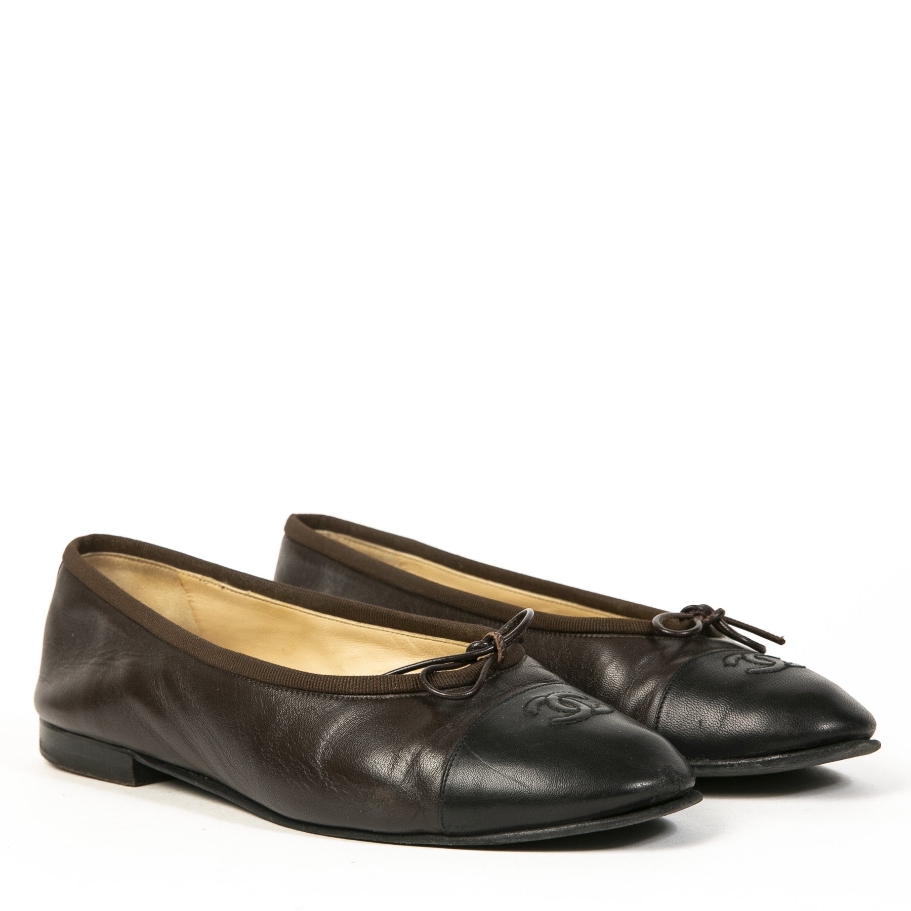 Authentieke tweedehands vintage Chanel Brown Bow Ballet Flats koop online webshop LabelLOV