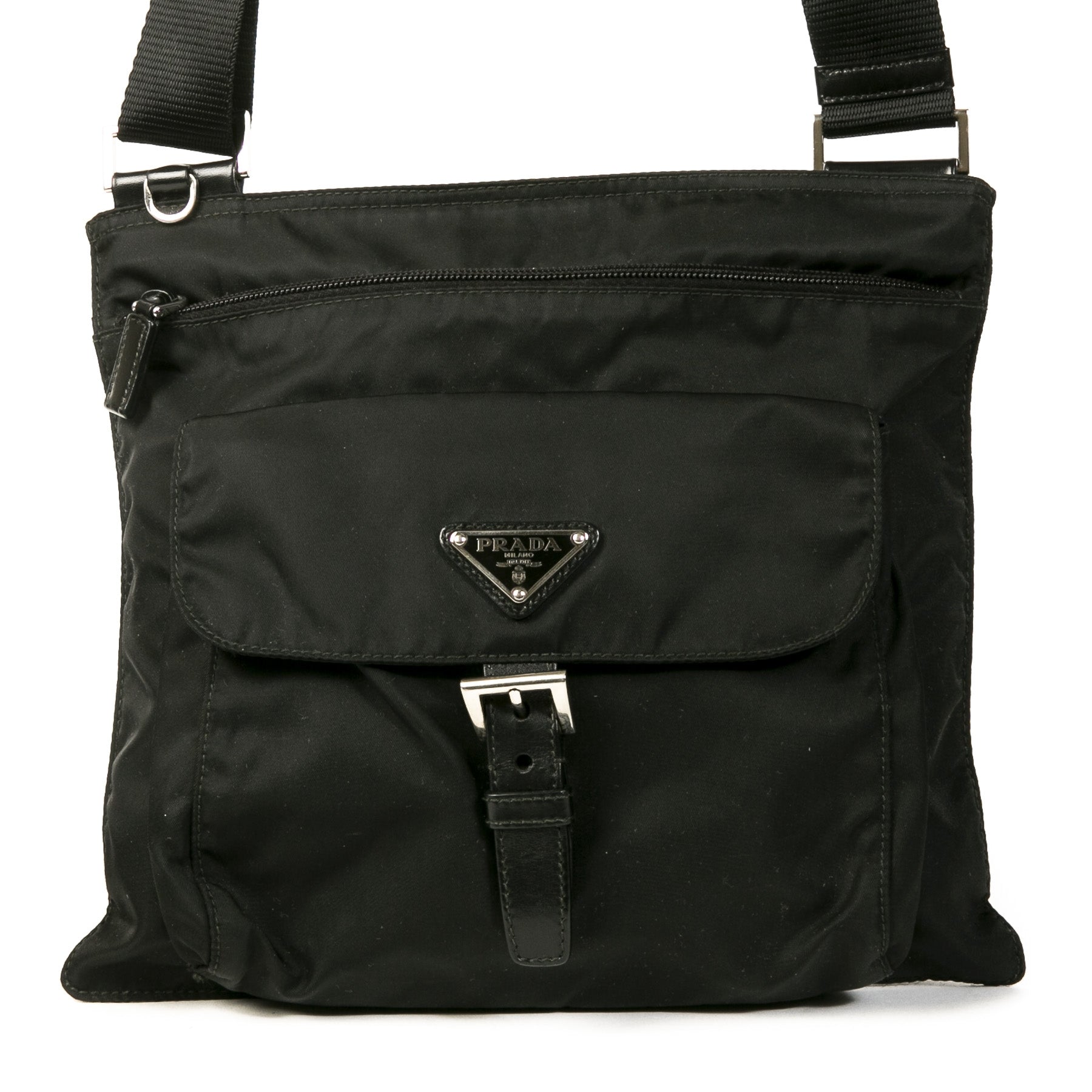 Authentieke tweedehands vintage Prada Black Nylon Messenger Bag koop online webshop LabelLOV