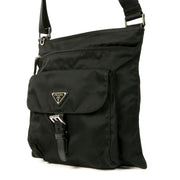 Authentique seconde main Prada Black Nylon Messenger Bag achète en ligne webshop LabelLOV