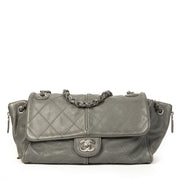 Chanel Grey Ultra Stitched Zipper Shoulder Bag 100% authentique pour le meilleur prix chez Labellov à Anvers