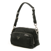 Authentieke Tweedehands Prada Black Nylon Shoulder Bag Small juiste prijs veilig online shoppen luxe merken webshop winkelen Antwerpen België mode fashion