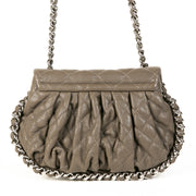 Authentique seconde main vintage Chanel Chain Around Taupe Crossbody Bag achète en ligne webshop LabelLOV