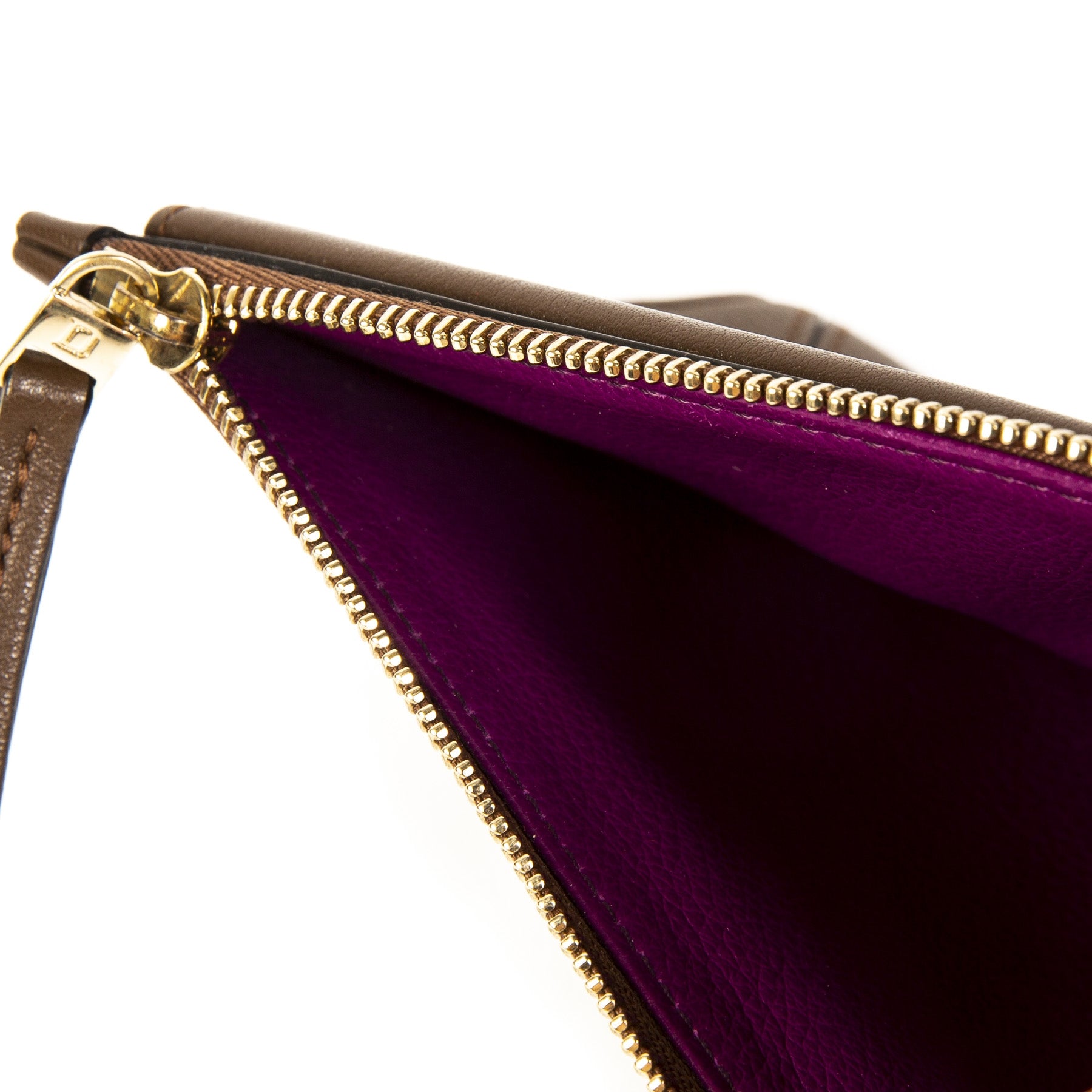 Koop en verkoop uw authentieke designer items online