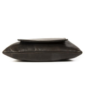 Deux de Delvaux Brown Drawstring Crossbody Bag. Buy authentic secondhand Deux de Delvaux unique bag. Koop online tweedehands Delvaux tassen bij LabelLOV Antwerpen, veilige betaling.