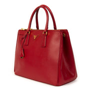 Authentieke Tweedehands Prada Red Leather Top Handle Bag + Strap juiste prijs veilig online shoppen luxe merken webshop winkelen Antwerpen België mode fashion