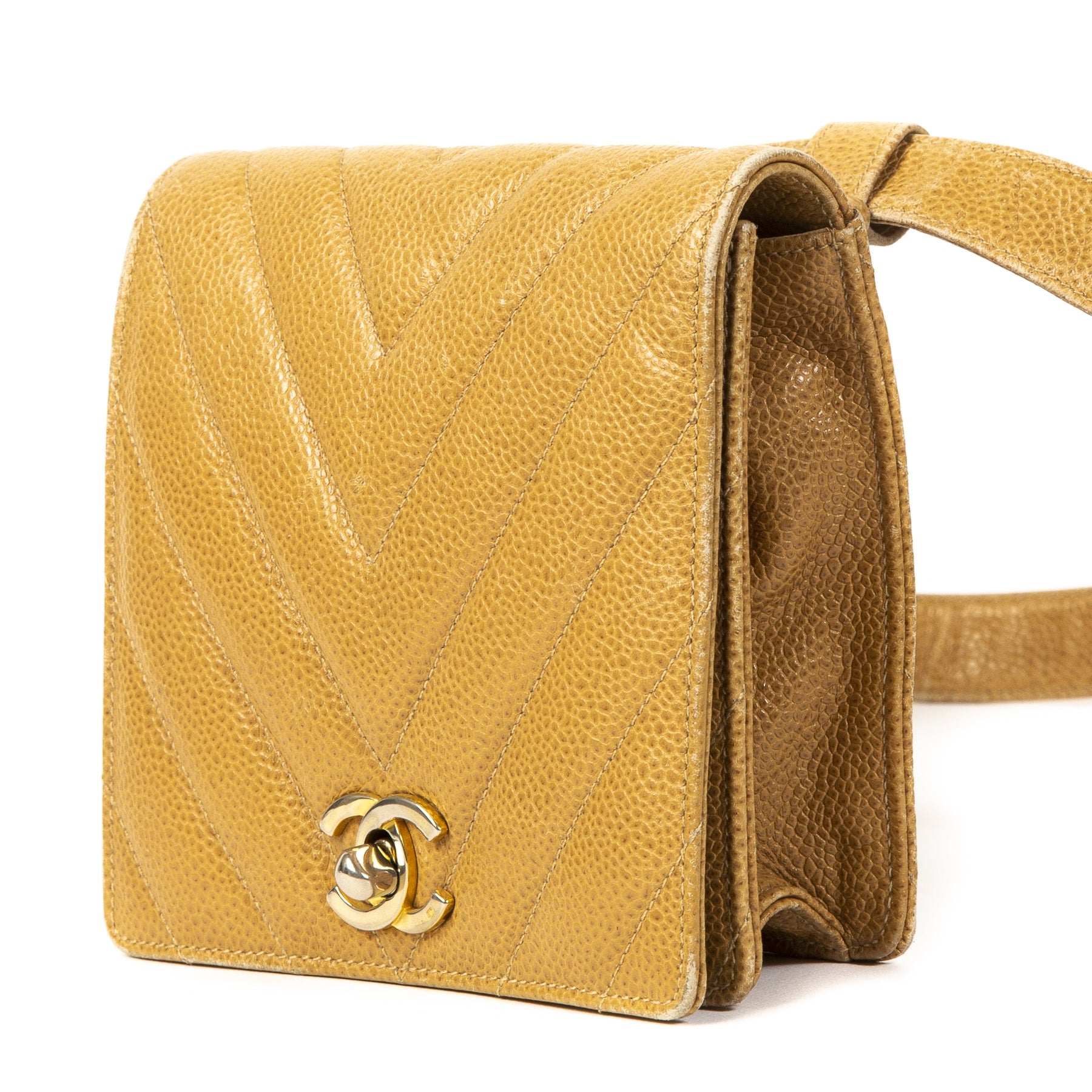 Authentieke Tweedehands Chanel Cognac Leather Square Belt Bag juiste prijs veilig online shoppen webshop luxe merken winkelen Antwerpen België