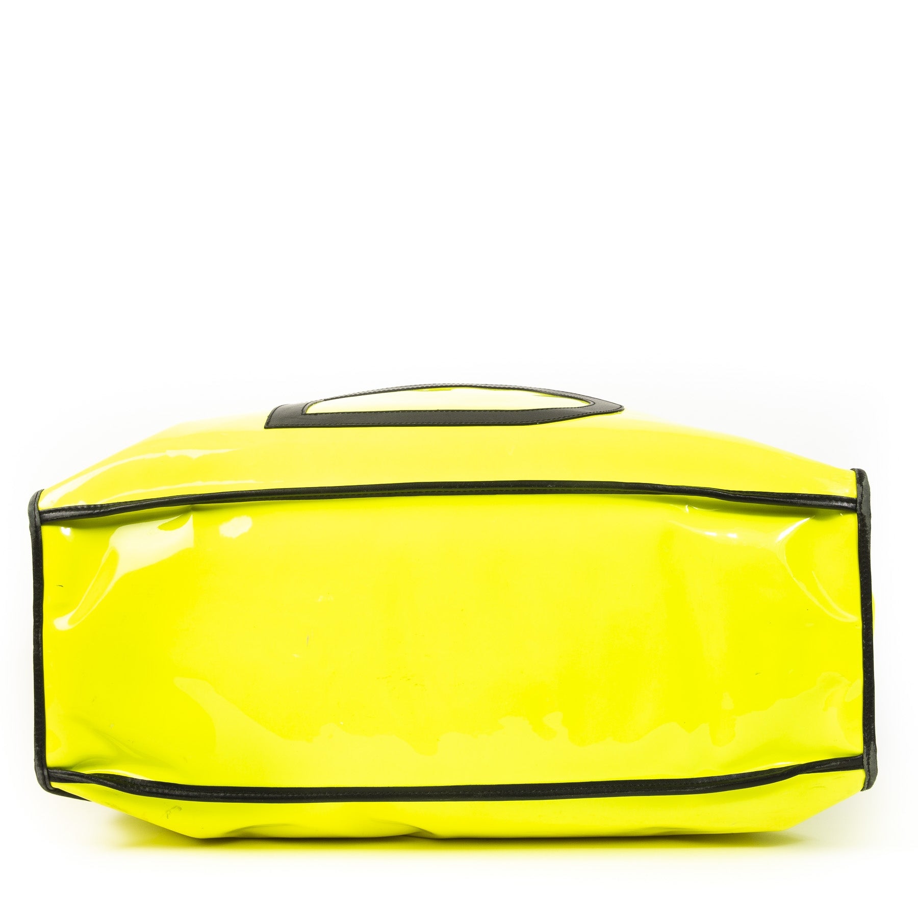 Authentic second-hand vintage Delvaux Taxi Vernis Neon Yellow Travel Bag at online webshop LabelLOV