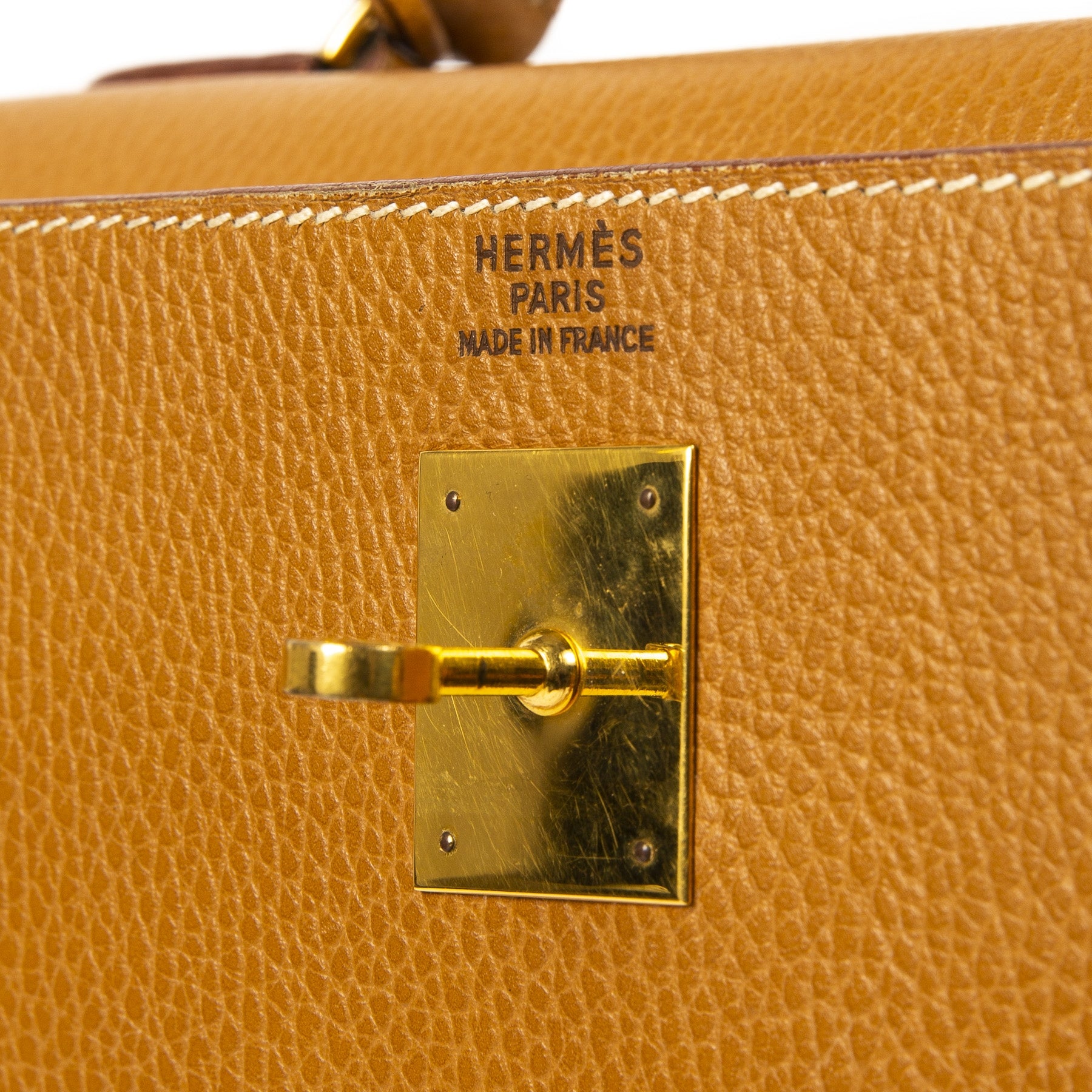 Hermes Kelly 40 Natural Sable Ardennes seconde main pour le meilleur prix
