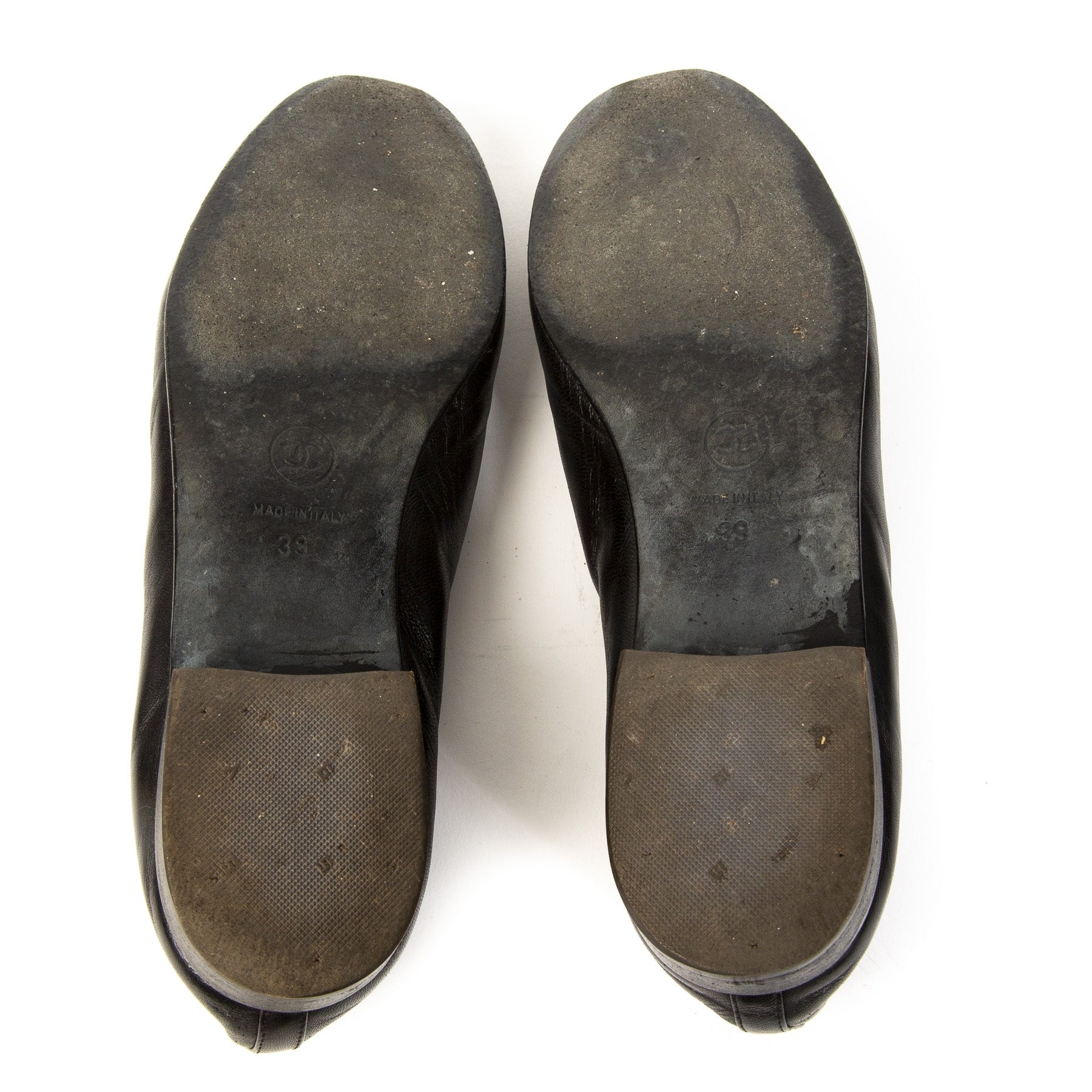 Chanel Black Leather Cap-Toe Ballerina Flats