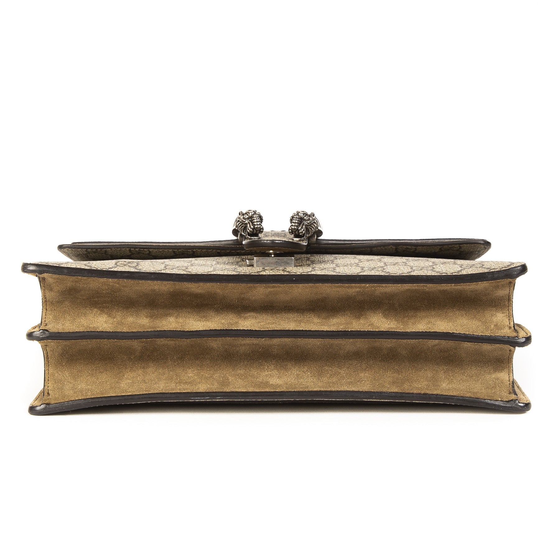 Buy a Gucci Dionysus shoulder bag at the right price at LabelLOV vintage webshop.