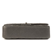 Authentieke tweedehands vintage Chanel Medium Classic Flapbag Metallic Silver koop online webshop LabelLOV