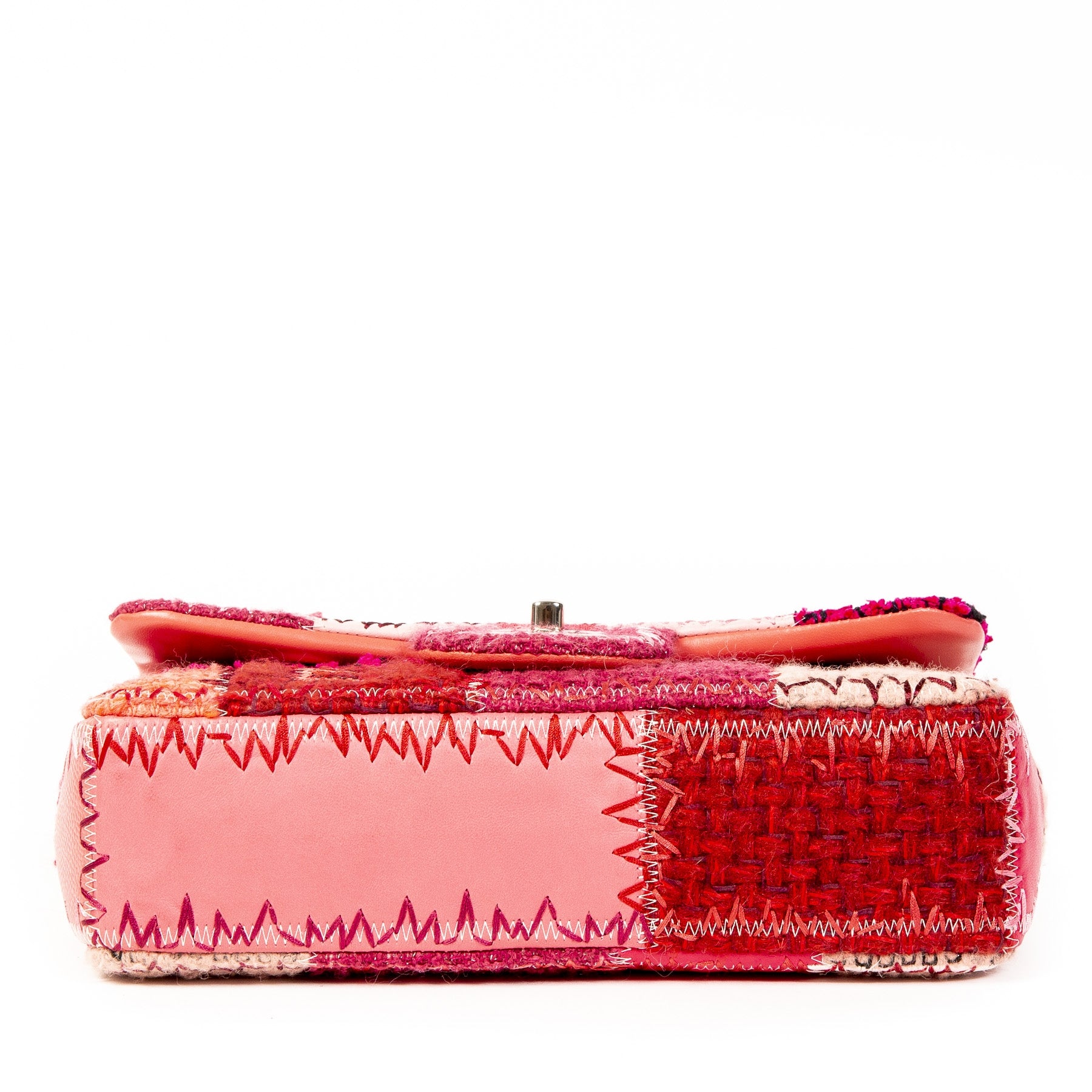 Authentieke Tweedehands Chanel Red Tweed Patchwork Flap Bag Medium juiste prijs veilig online shoppen luxe merken webshop winkelen Antwerpen België mode fashion