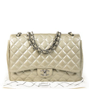 Authentieke Tweedehands Chanel Champagne Patent Leather Maxi Classic Flap Bag juiste prijs veilig online shoppen luxe merken webshop winkelen Antwerpen België mode fashion