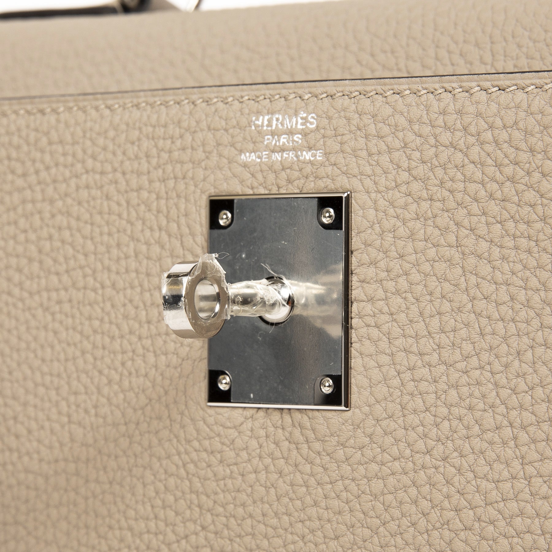 Never Used Hermes Kelly 28 Gris Tourterelle Togo PHW