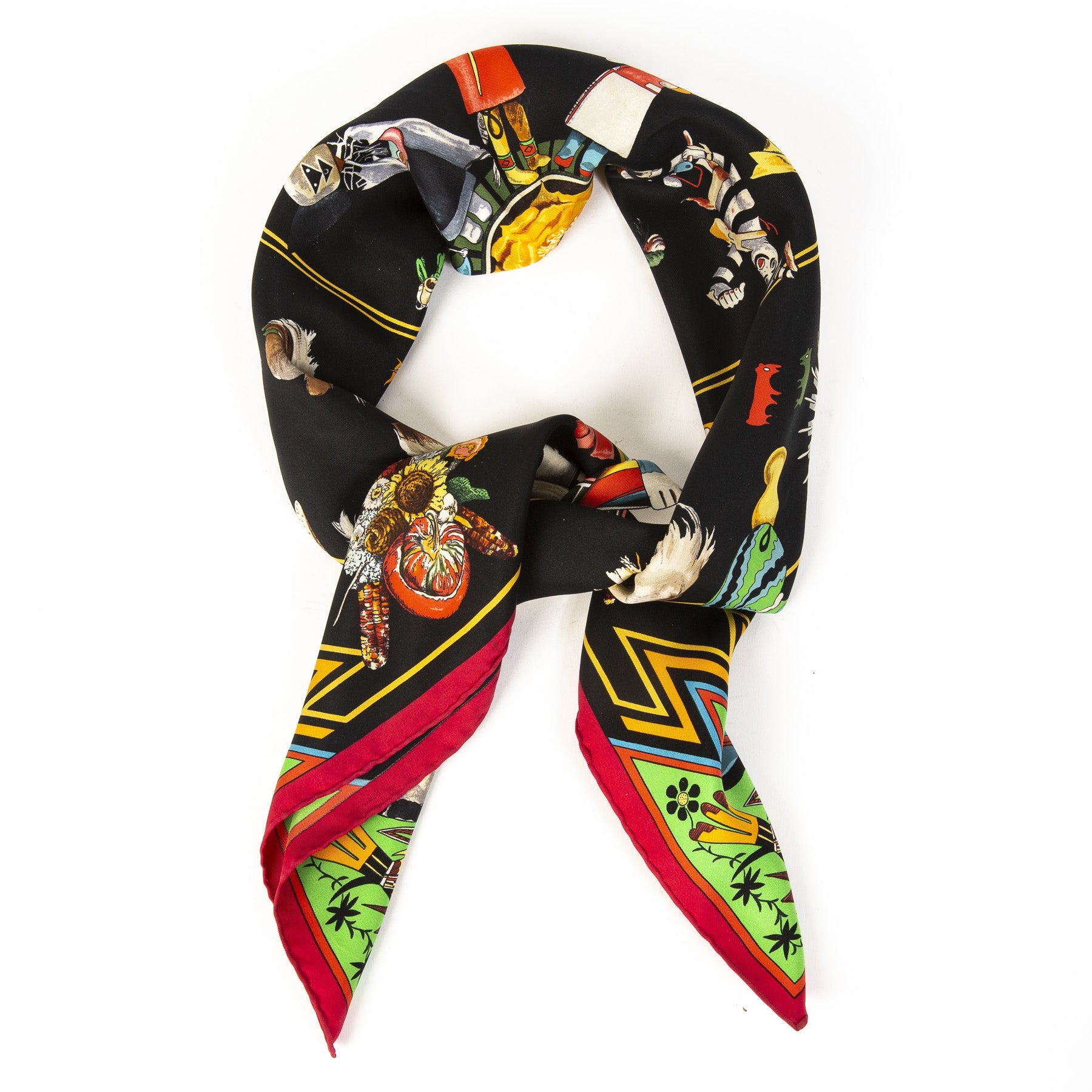 Authentieke tweedehands Hermès Silk Egyptian Pattern scarf juiste prijs veilig online winkelen LabelLOV webshop luxe merken winkelen Antwerpen België mode fashion