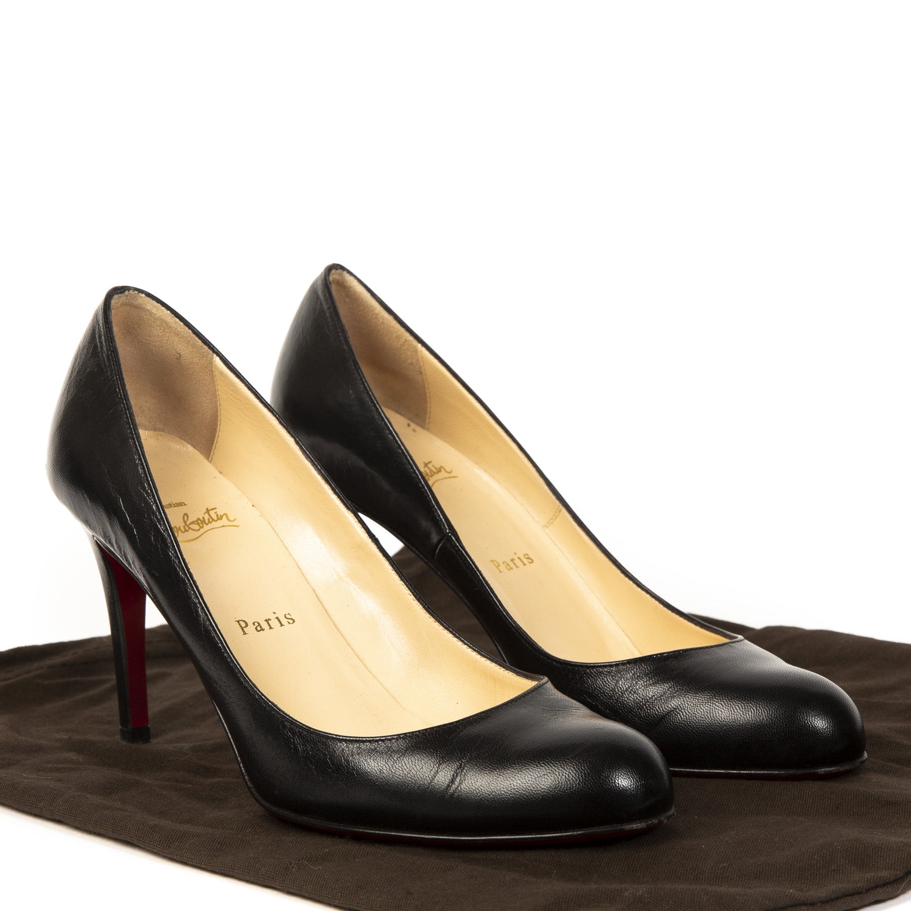 Authentieke Tweedehands Christian Louboutin Black Classic 85 Leather Round Toe Pumps juiste prijs veilig online shoppen luxe merken webshop winkelen Antwerpen België mode fashion