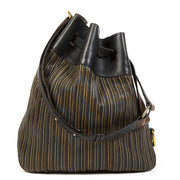 Buy authentic secondhand Delvaux bags at the right price at LabelLOV vintage webshop.