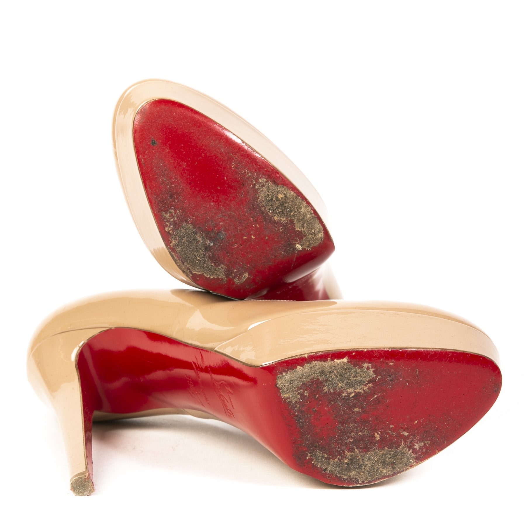 Christian Louboutin Bianca 140 Patent Calf Nude Pumps pour le meilleur prix chez Labellov à Anvers