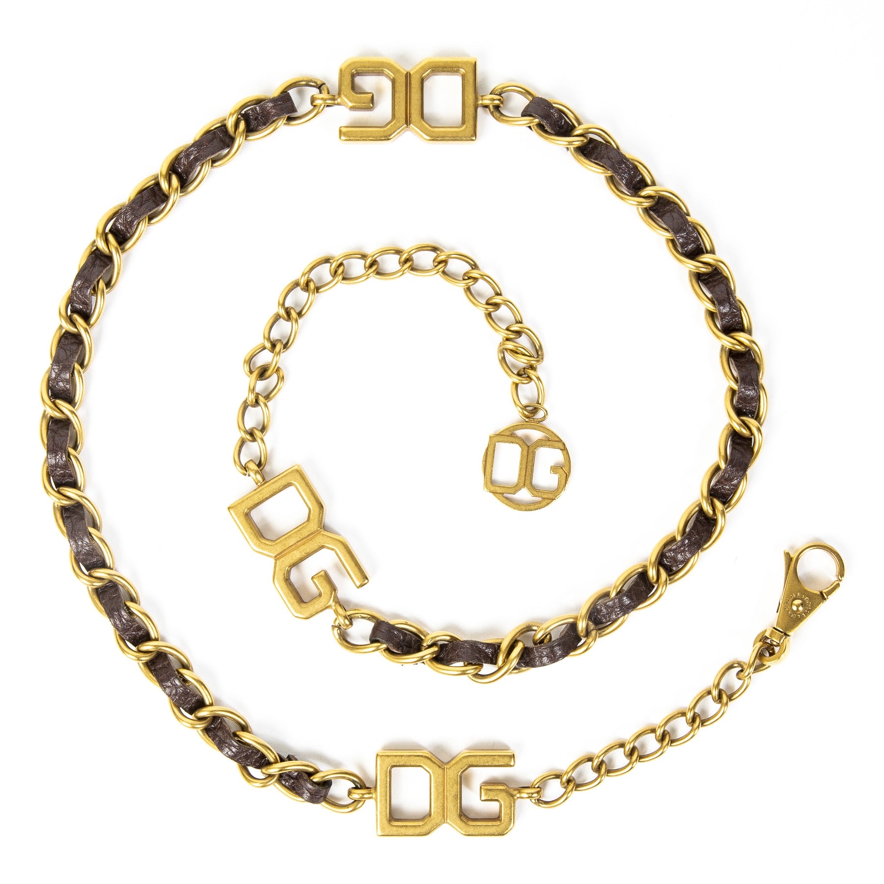 Dolce & Gabbana Leather and Chain Belt - SIze 80. Buy authentic secondhand chain belt D&G items at labellov antwerp. Veilige betaling. Koop online echte tweedehands designer items van D&G bij labellov. Safe payment. Designer vintage.