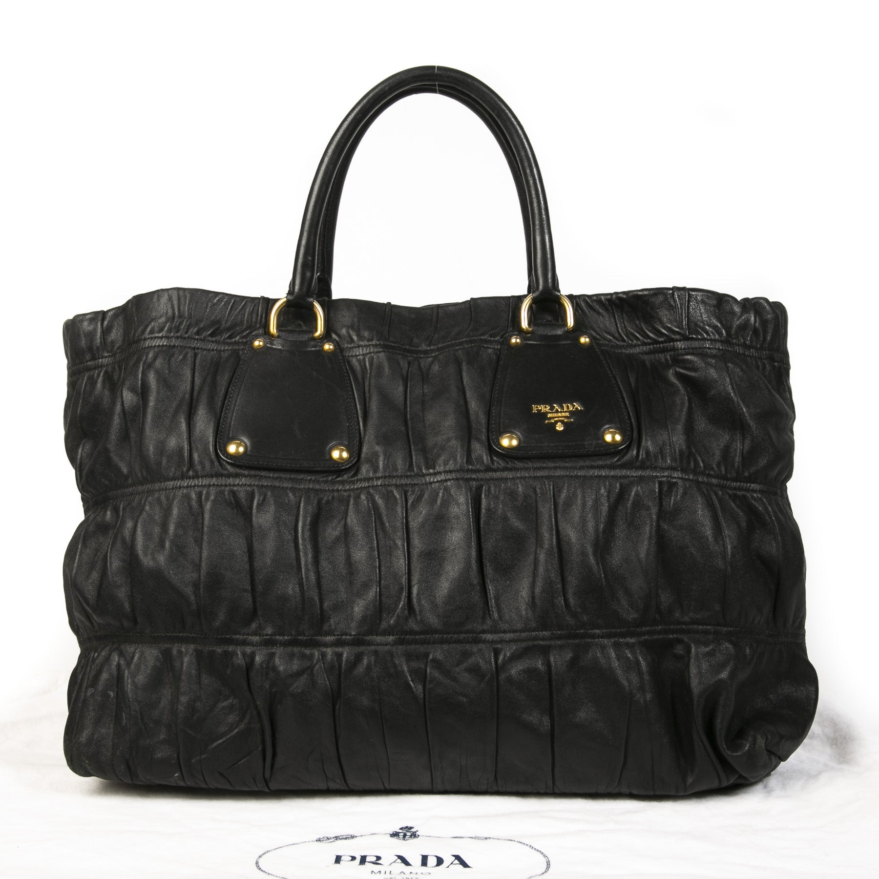 Buy your authentic Prada Black Matelassé Shoulder Bag for the best price at Labellov secondhand luxury