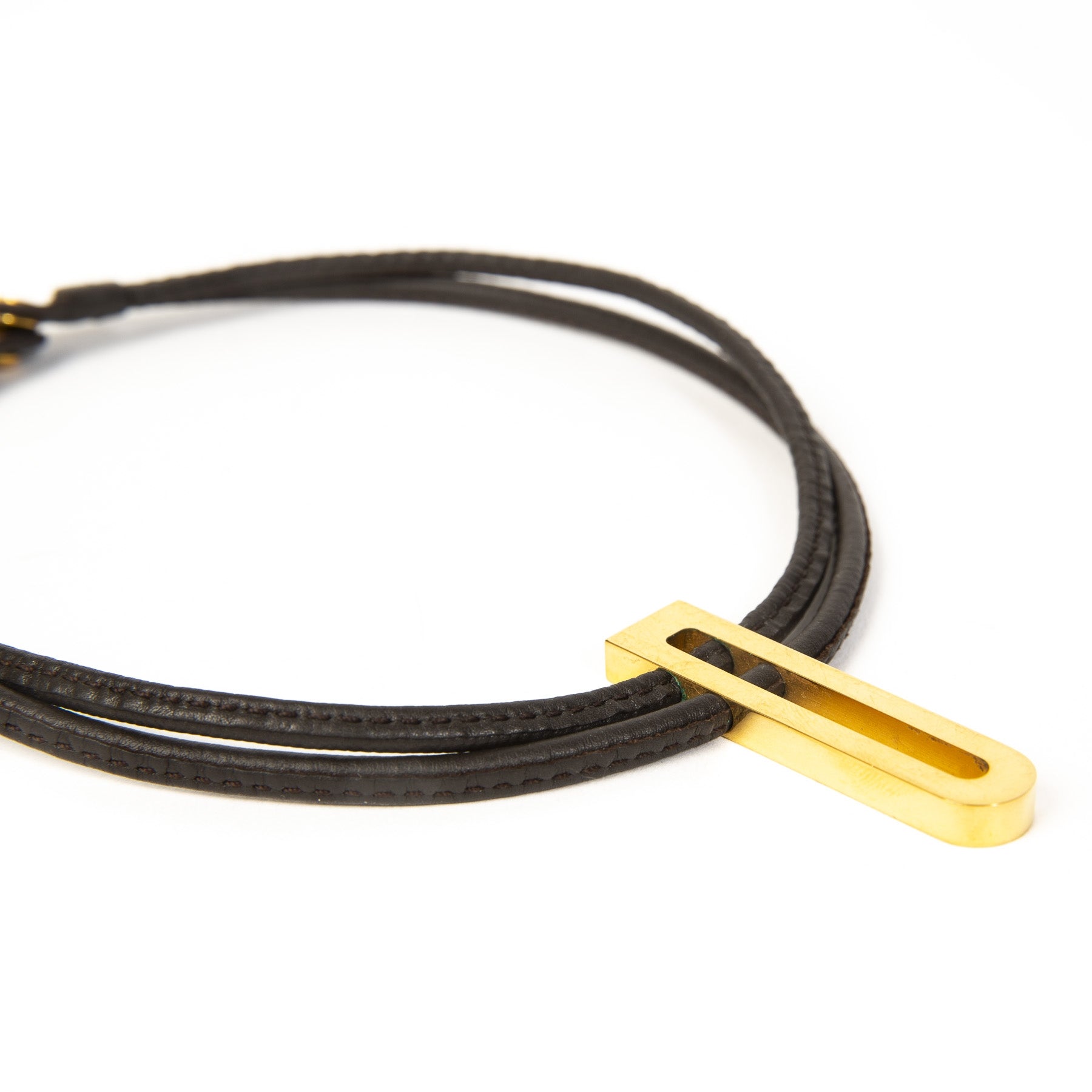 Delvaux Brown Déclic Necklace. buy authentic secondhand Delvaux choker at labellov antwerp. Veilige betaling, safe payment. Koop online tweedehands delvaux juwelen in antwerpen bij labellov. Designer vintage. Trend watching.