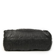 Prada Black Matelassé Shoulder Bag te koop onlin at Labellov