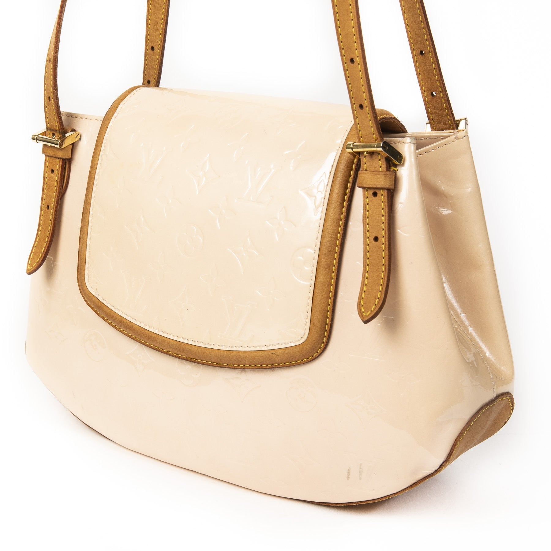 Tods Taupe Top Handle Bag. Buy authentic secondhand TODS bags at labellov antwerp, veilige betaling. Koop online tweedehands TODS tas bij labellov antwerpen. designer vintage.