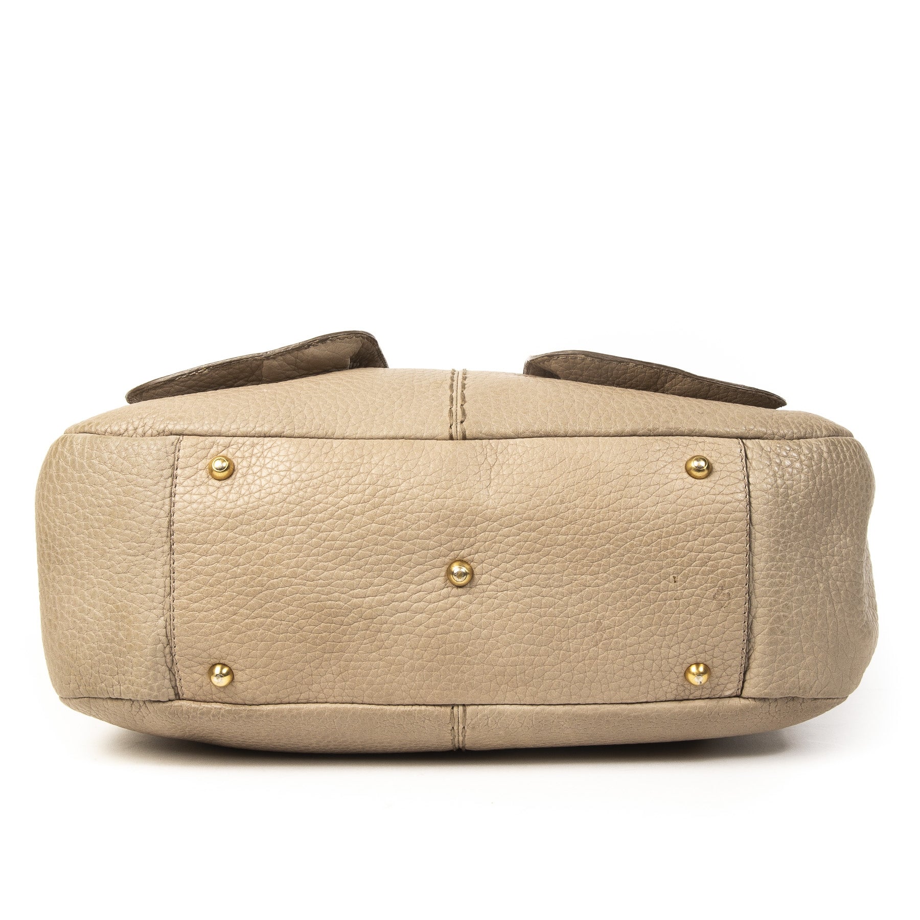 Tods Taupe Top Handle Bag. Buy authentic secondhand TODS bags at labellov antwerp, veilige betaling. Koop online tweedehands TODS tas bij labellov antwerpen. designer vintage.