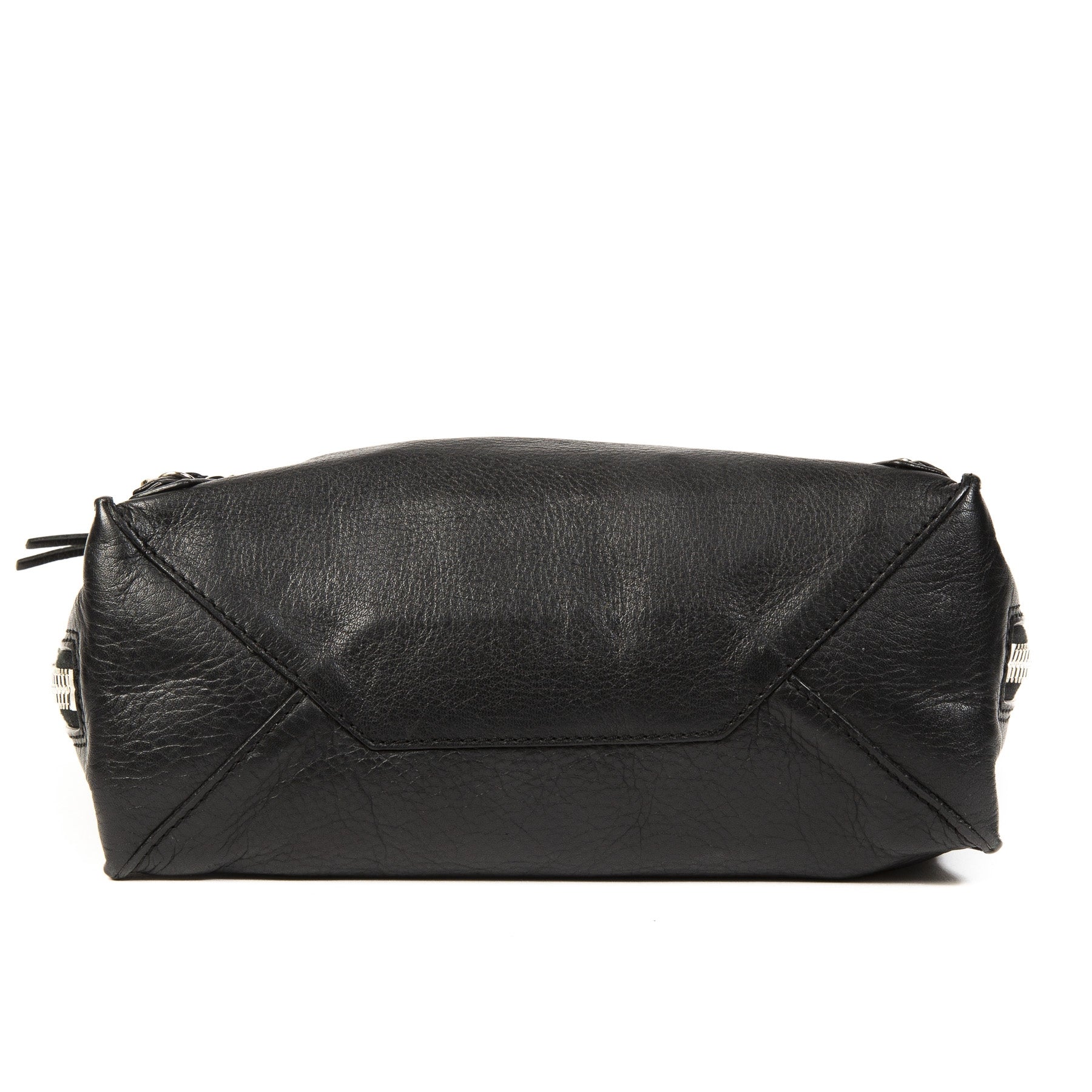 Balenciaga Black Papier Mini A4 Zip Around. Buy authentic secondhand Balenciaga bag at labellov antwerp, safe payment. Koop online tweedehands balenciaga papier tas bij labellov antwerpen. Veilige betaling. Designer vintage.