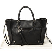 Balenciaga Black Papier Mini A4 Zip Around. Buy authentic secondhand Balenciaga bag at labellov antwerp, safe payment. Koop online tweedehands balenciaga papier tas bij labellov antwerpen. Veilige betaling. Designer vintage.