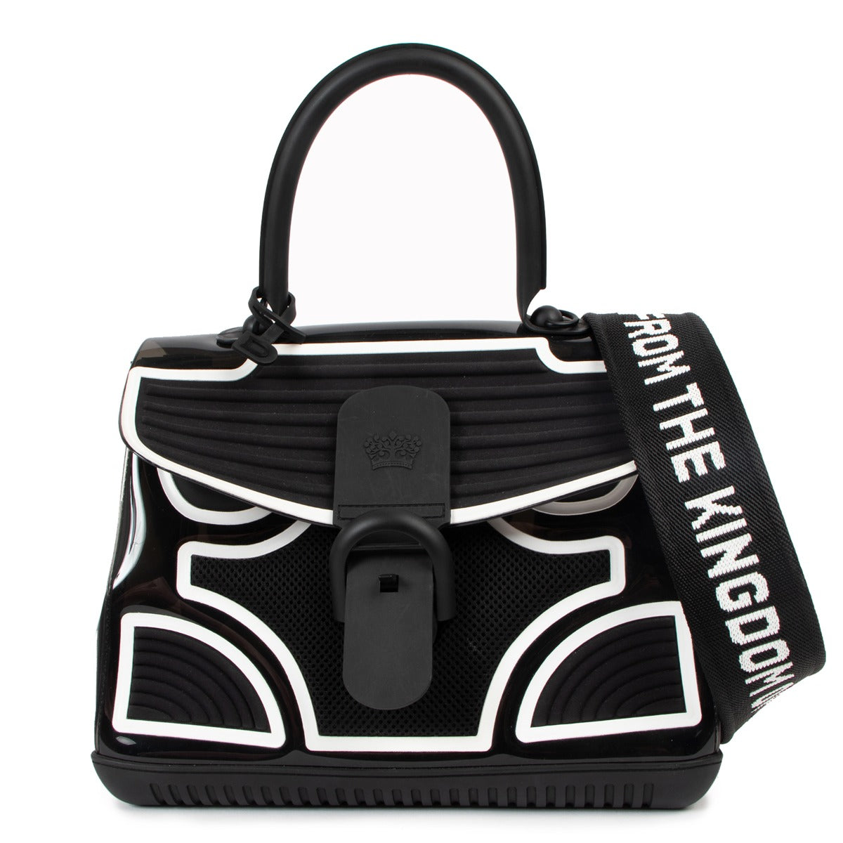 Buy online authentic second hand Delvaux Black Champion Brillant MM in very good condition at Labellov in Antwerp