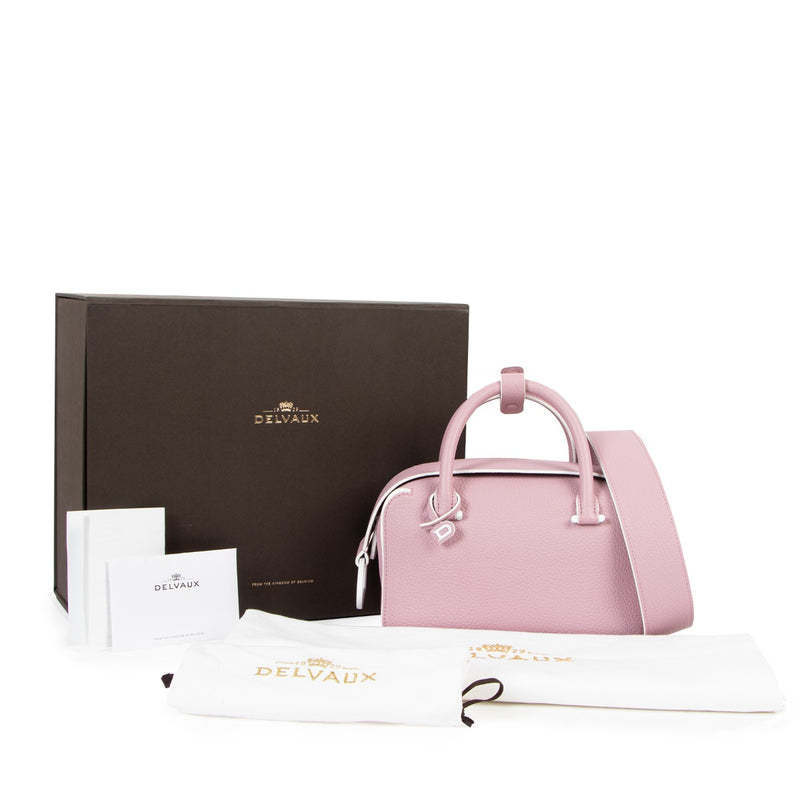 Buy online authentic second hand Delvaux Taurillon Soft Mauve Cool Box Mini Shoulder bag in very good condition at Labellov in Antwerp