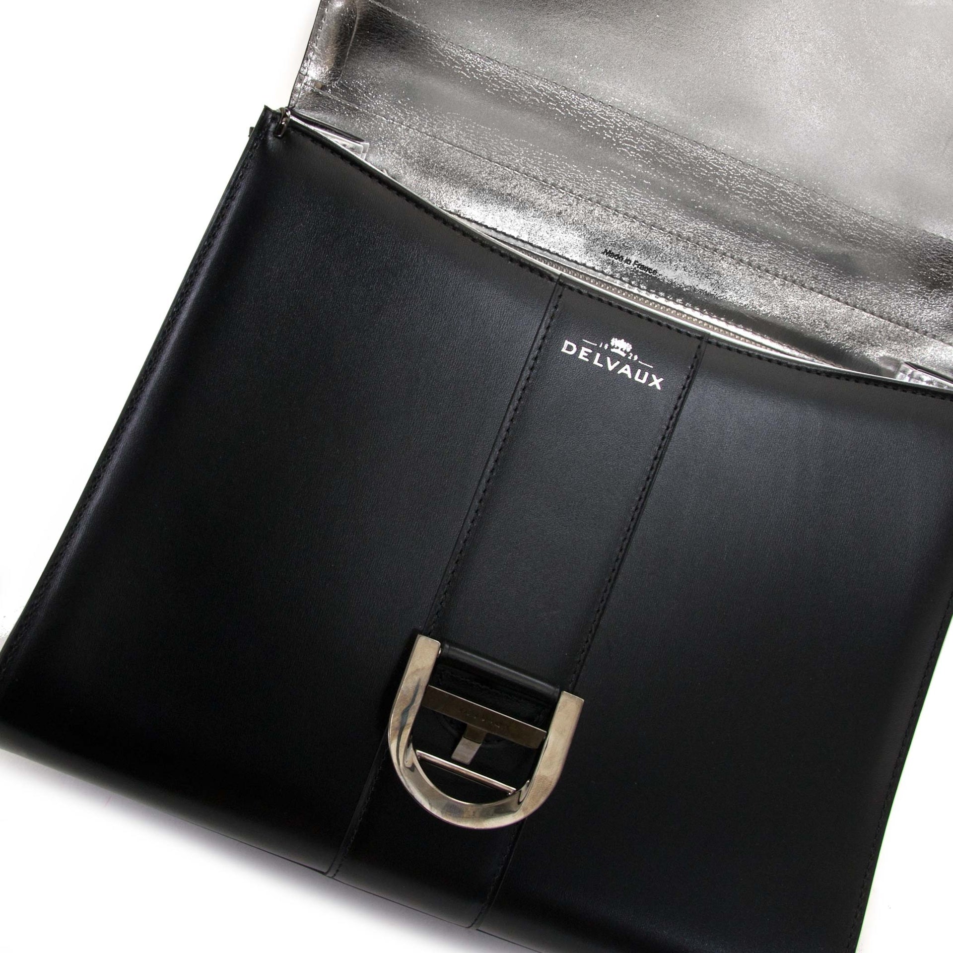 achetez Delvaux Brillant MM Black Edition With Silver Interior chez labellov pour le meilleur prix