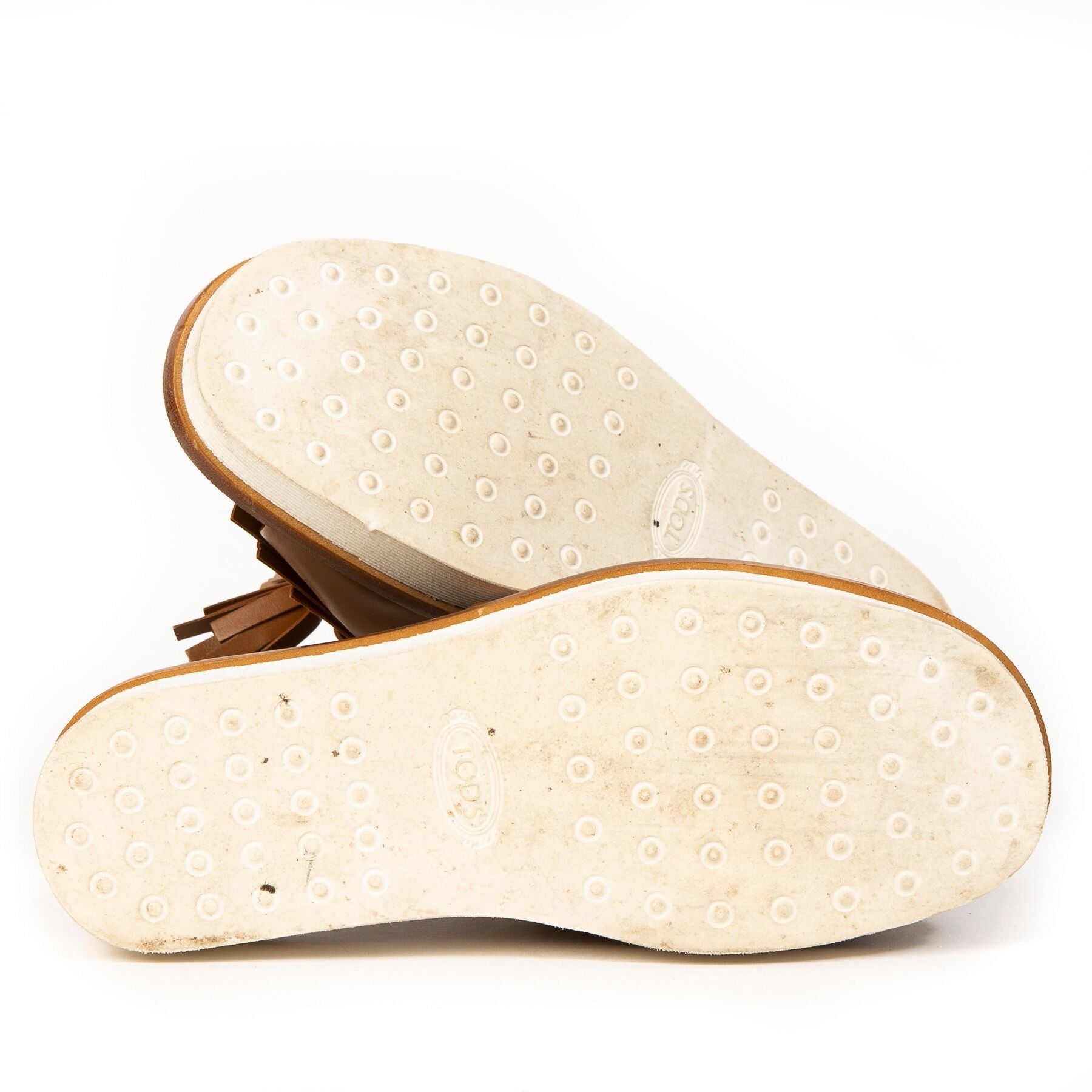 Koop online tweedehands Tods schoenen bij labellov webshop. veilige betaling.