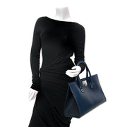 Jimmy Choo Navy Blue Handtas nu online op labellov.com tegen de beste prijs.