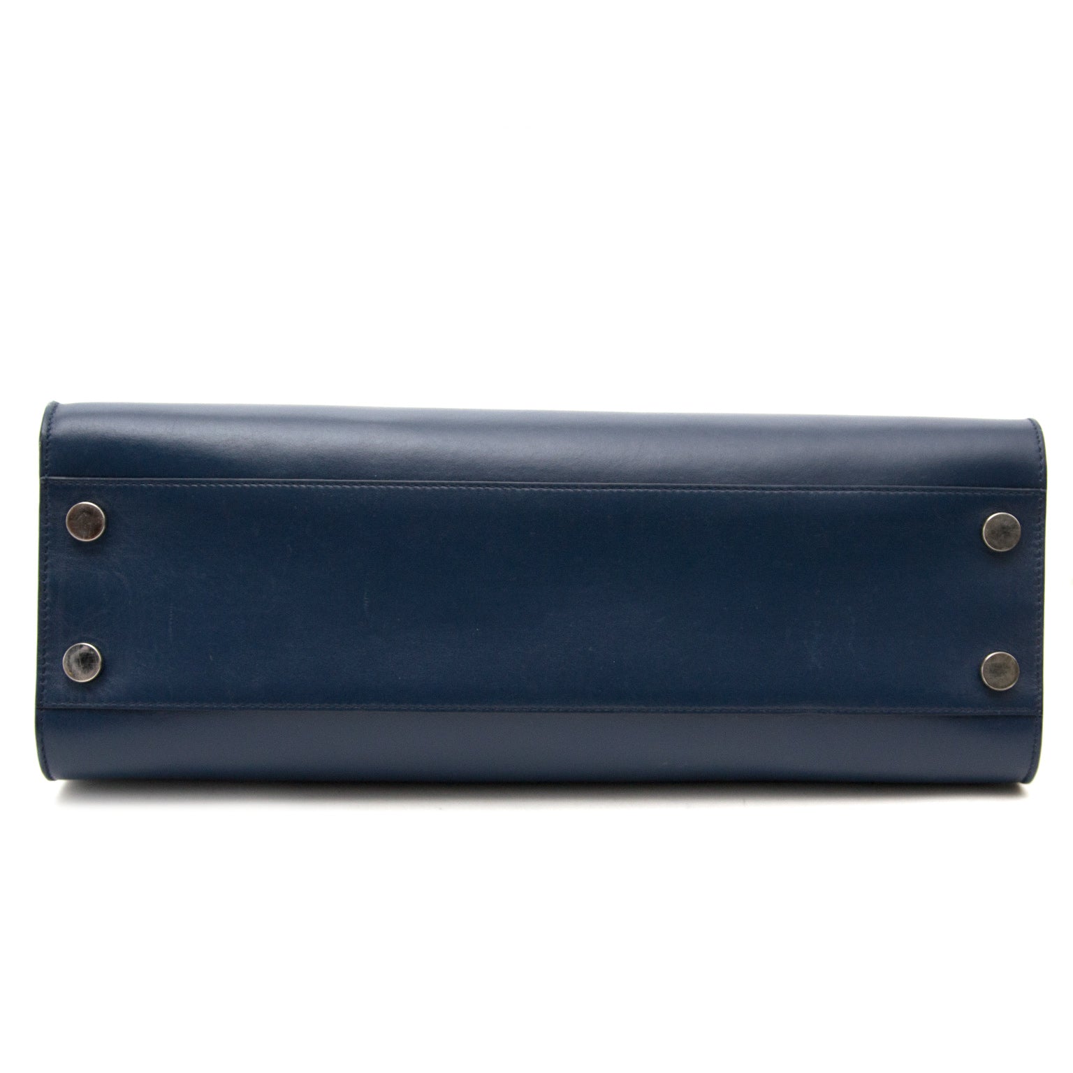 On the lookout for a Jimmy Choo Navy Blue Top Handle Bag? Now online at labellov.com at the best price.