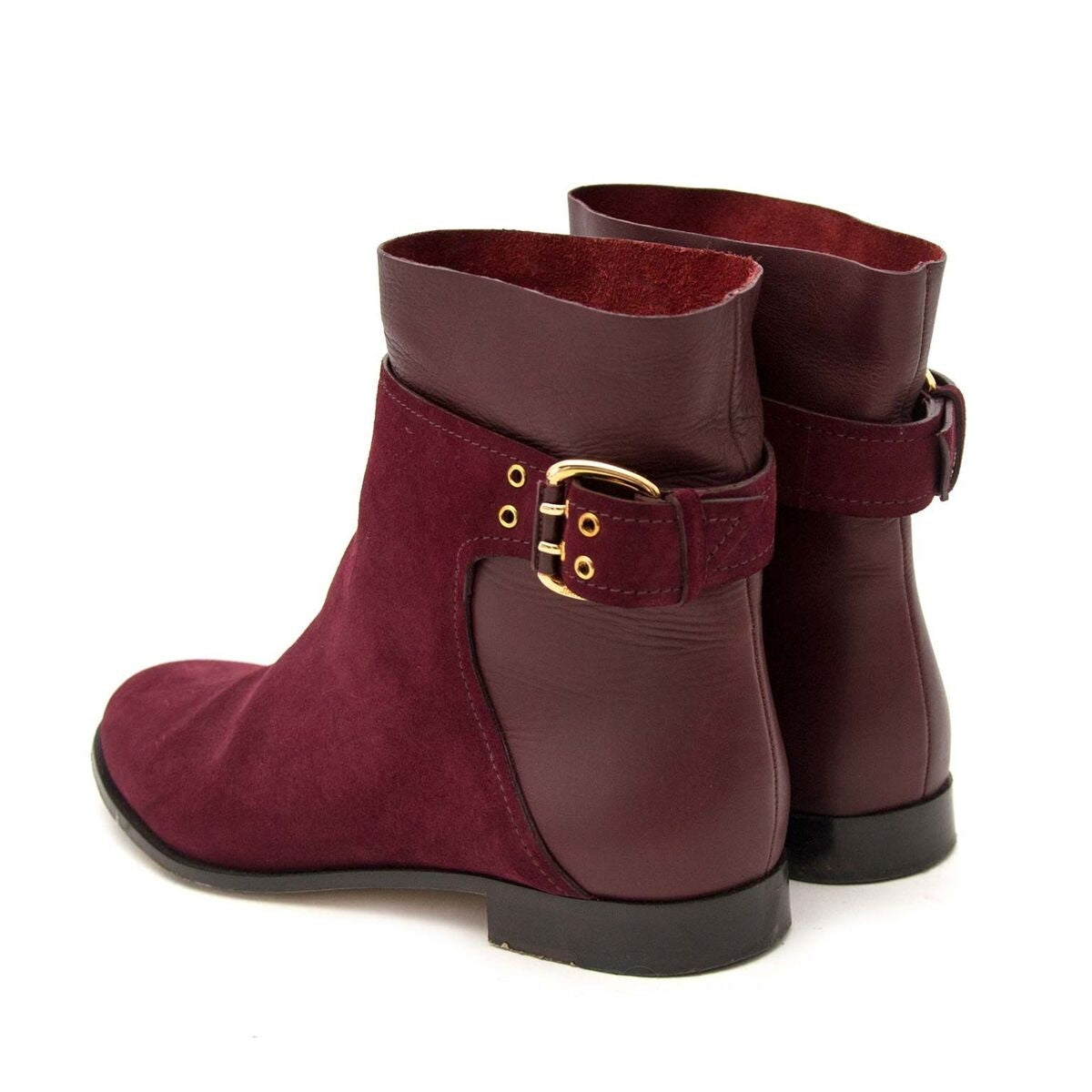 Koop authentieke tweedehands Jimmy Choo bordeaux enkellaarzen aan een eerlijke prijs bij LabelLOV. Veilig online shoppen