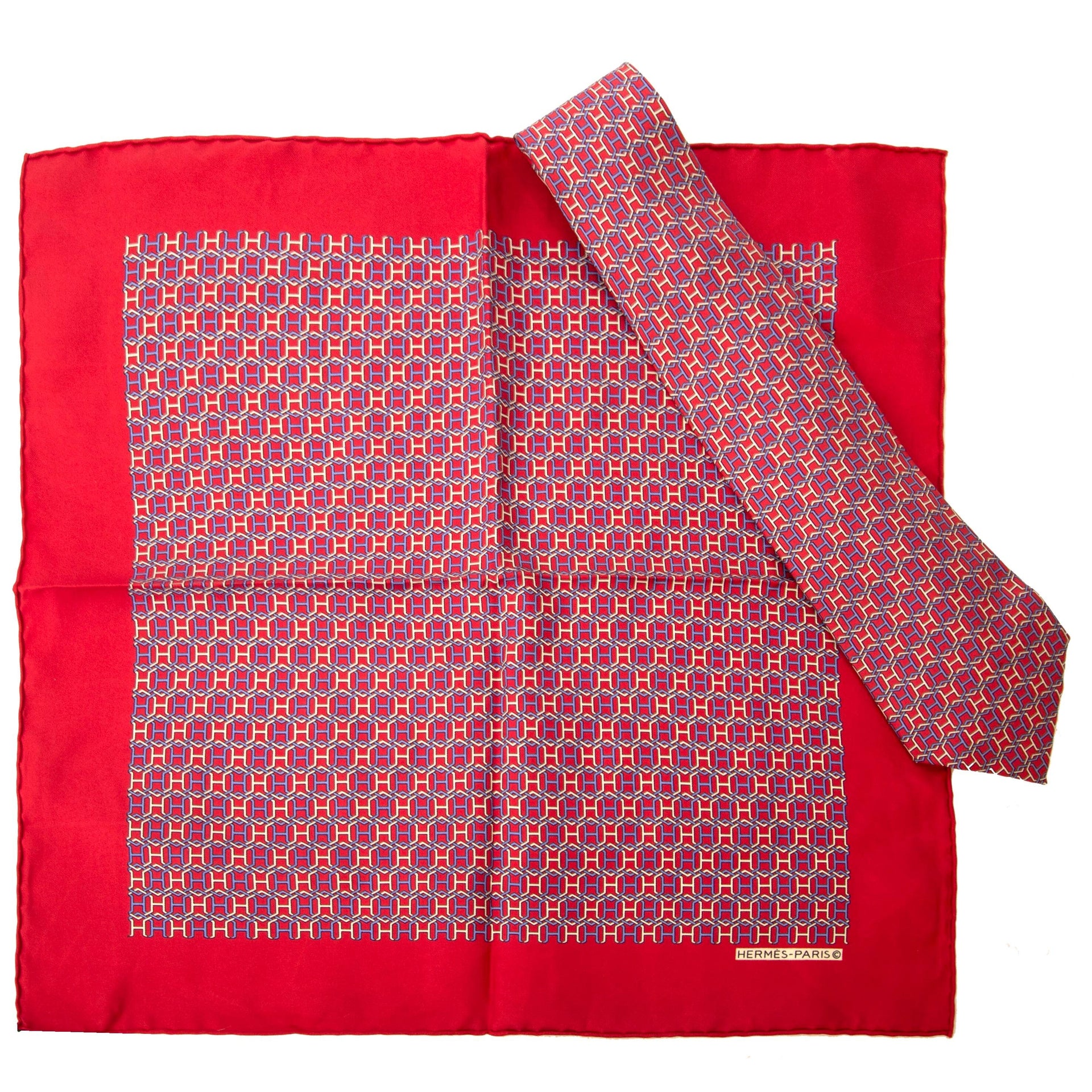 Buy authentic secondhand Hermès tie at the right price at LabelLOV, safe and secure online shopping. Koop authentieke tweedehands Hermès das aan de juiste prijs bij LabelLOV.