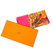 Authentieke Hermès sjaal voor de juiste prijs bij LabelLOV vintage webshop. Hermès zijden sjaal. Veilig online winkelen. Luxe, vintage, mode. Antwerpen, België.