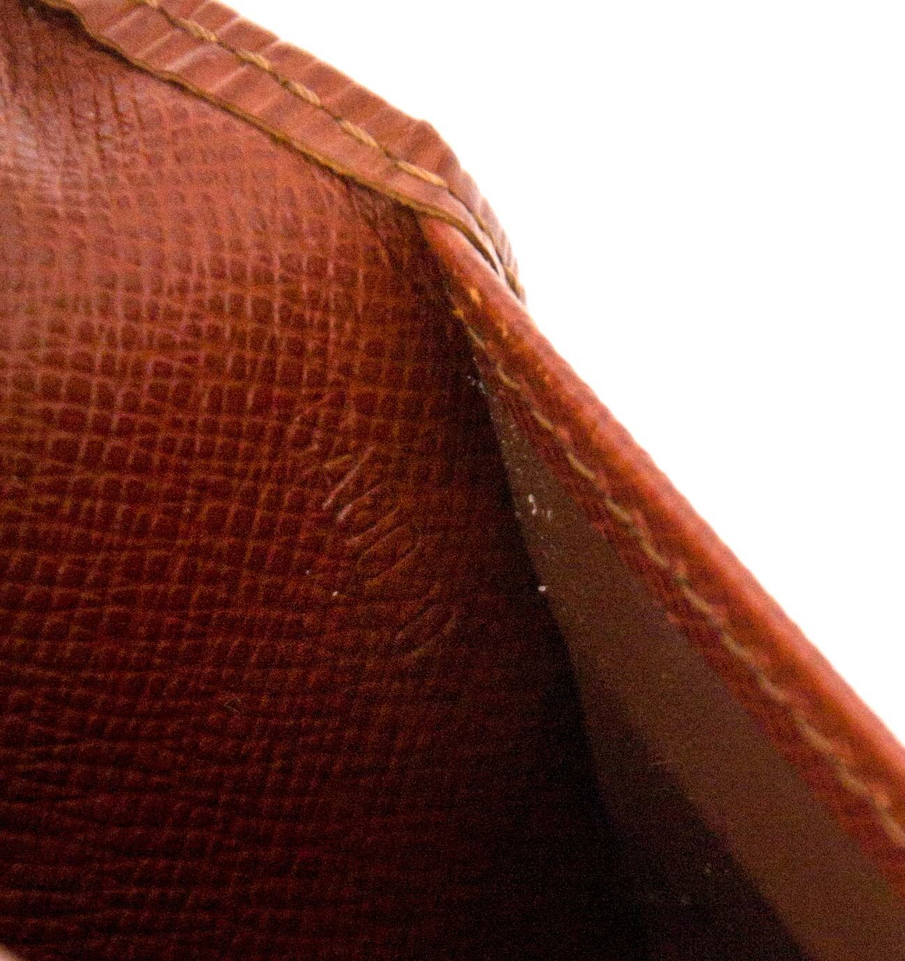 Authentic Louis Vuitton epi cuire portefeuille