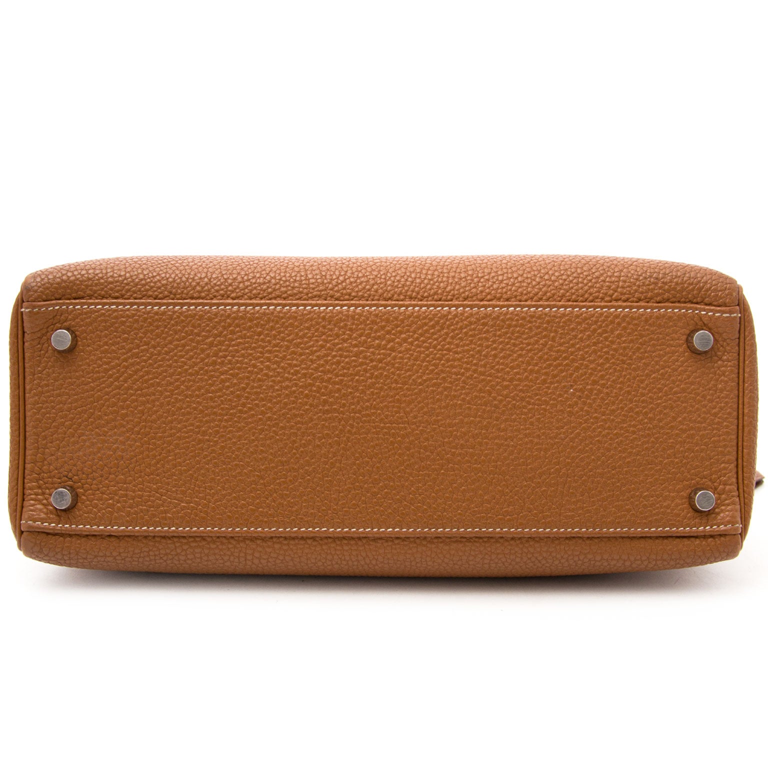 Looking for a hermes kelly or birkin bag? Find one at labellov.com 100% authentic