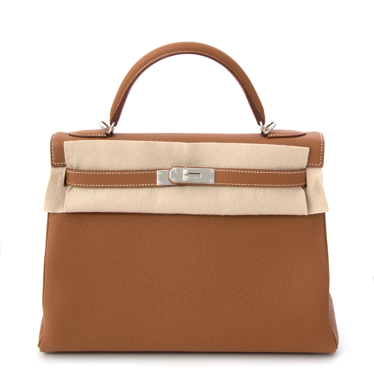 Nieuwe en authentieke Hermès Kelly Togo 32 in gold met zilveren hardware
