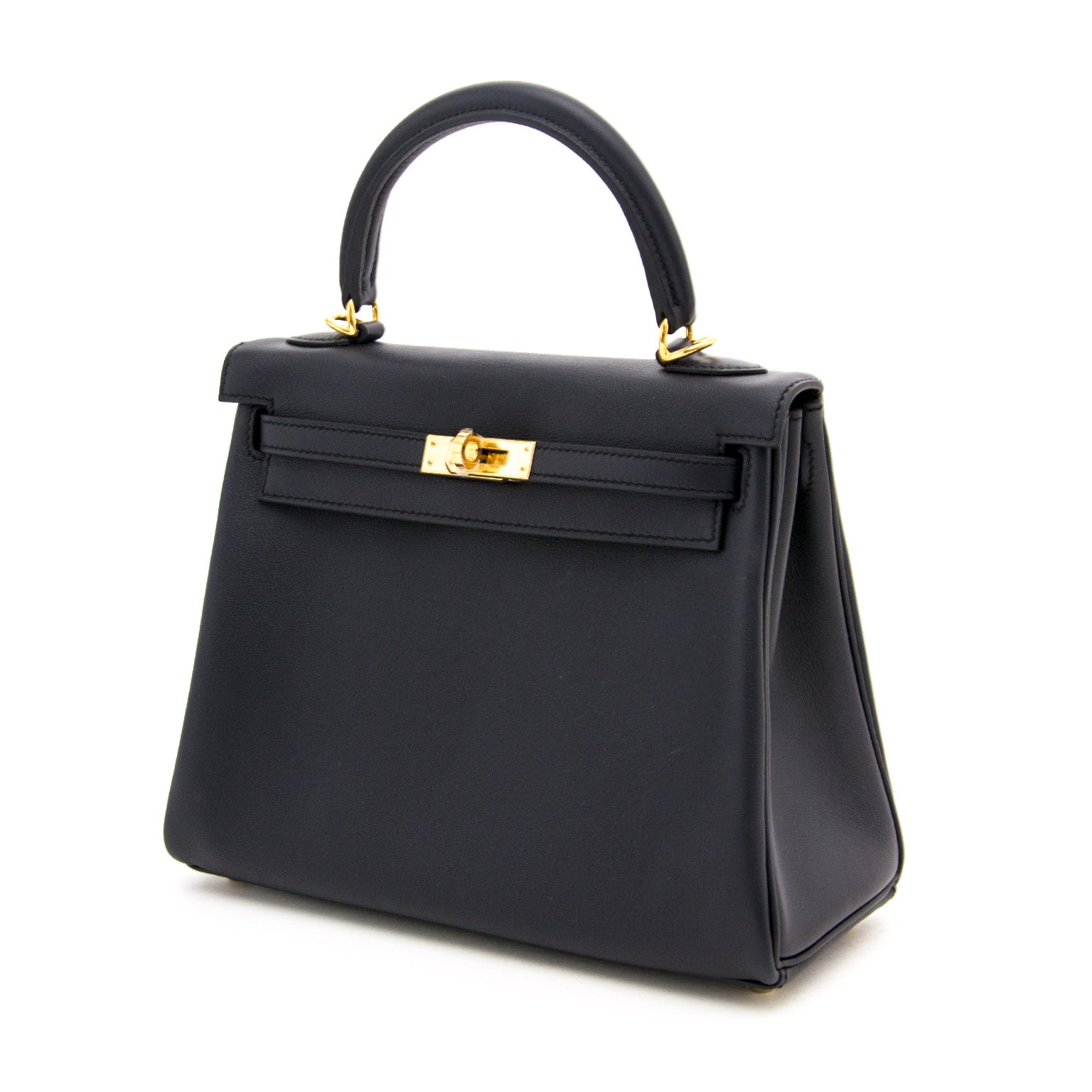 Buy authentic Hermès Kelly 25cm Swift Blue Indigo GHW at LabelLOV vintage webshop. Luxe, vintage, fashion. Safe and secure online shopping. Antwerp, Belgium.