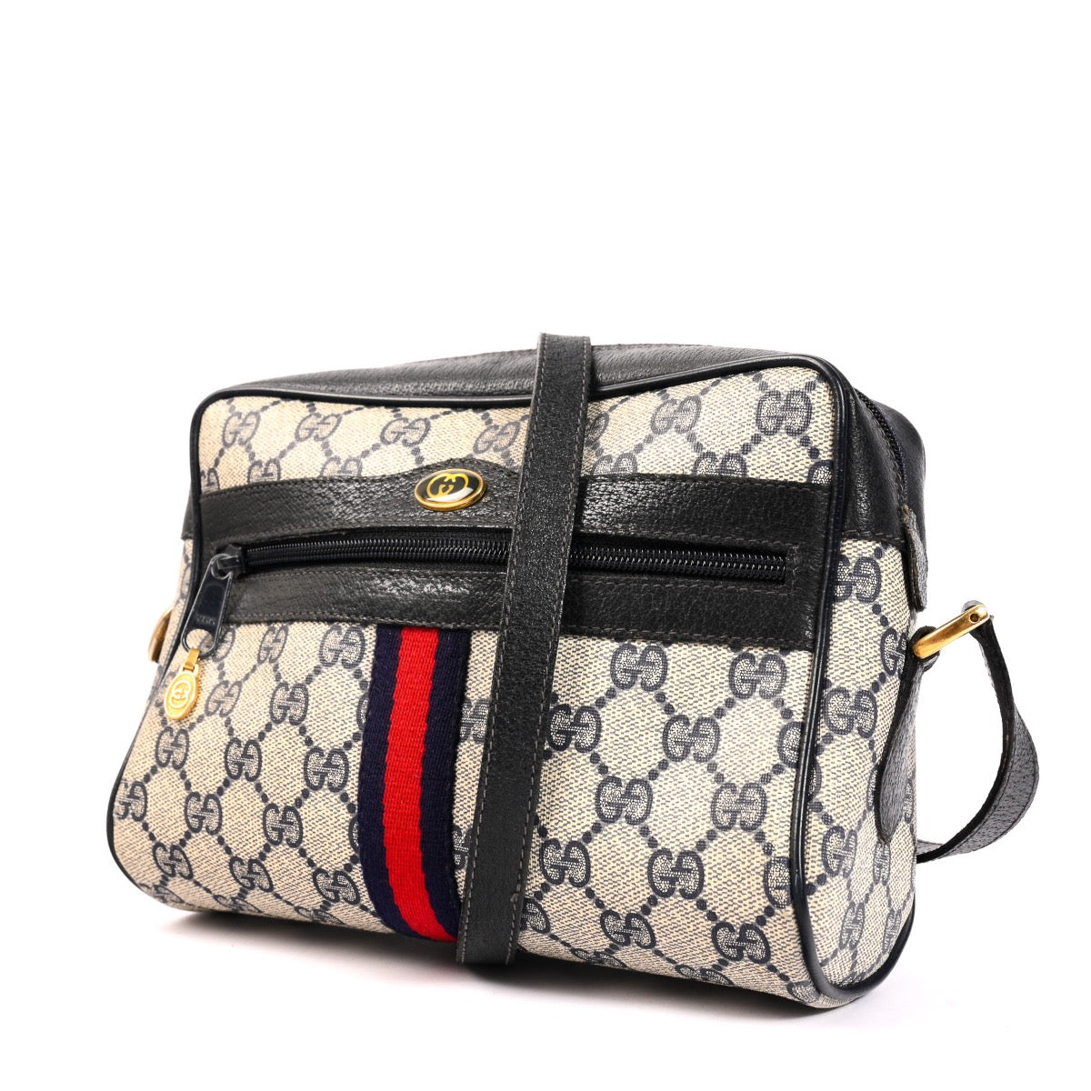 Authentic second hand Gucci crossbody bag in good condition on Labellov.com