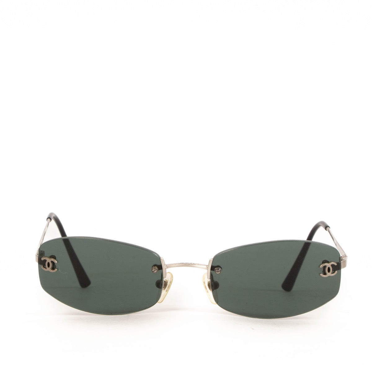 shop safe online at Labellov in Antwerp, Brussels and Knokke these 100% authentic second hand Chanel Black Rimless Sunglasses