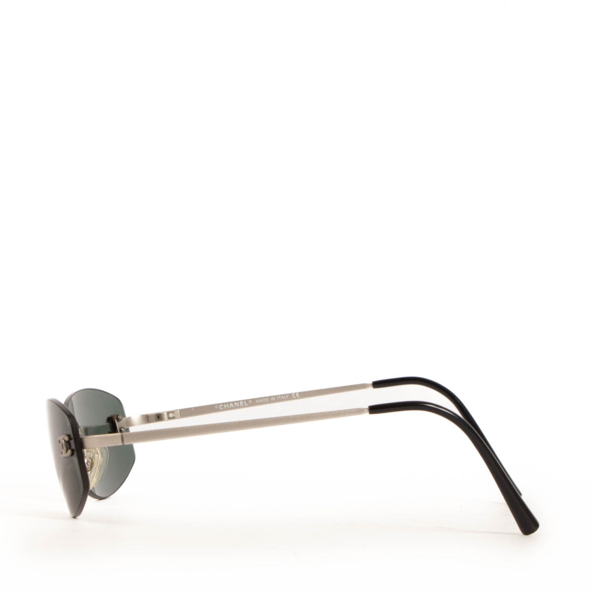 shop safe online at Labellov in Antwerp, Brussels and Knokke these 100% authentic second hand Chanel Black Rimless Sunglasses