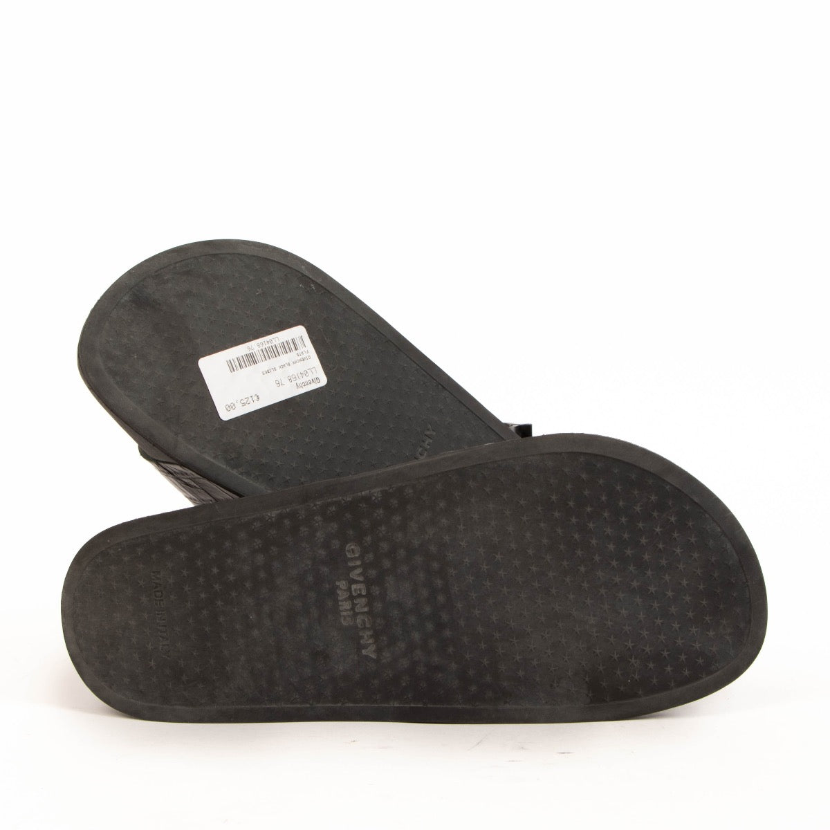 Shop safe online at Labellov in Antwerp, Brussels and Knokke these 100% authentic second hand Givenchy Black Crocodile-Embossed Slides - size 40