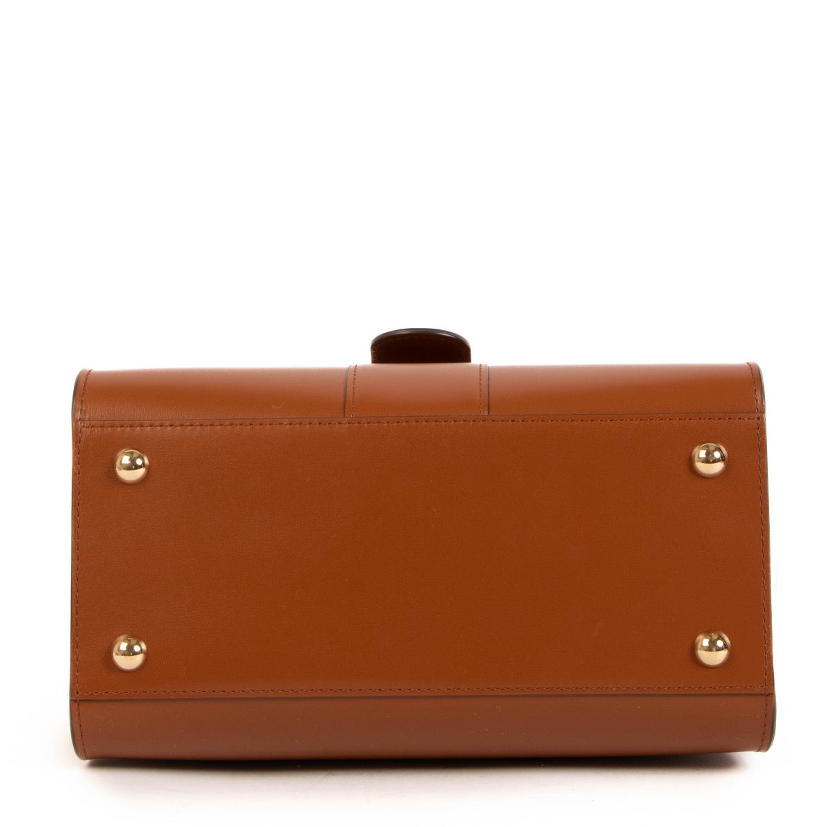 Buy an authentic Delvaux Brillant PM Brandy Box Calf in a brand new condition at Labellov in Antwerp.