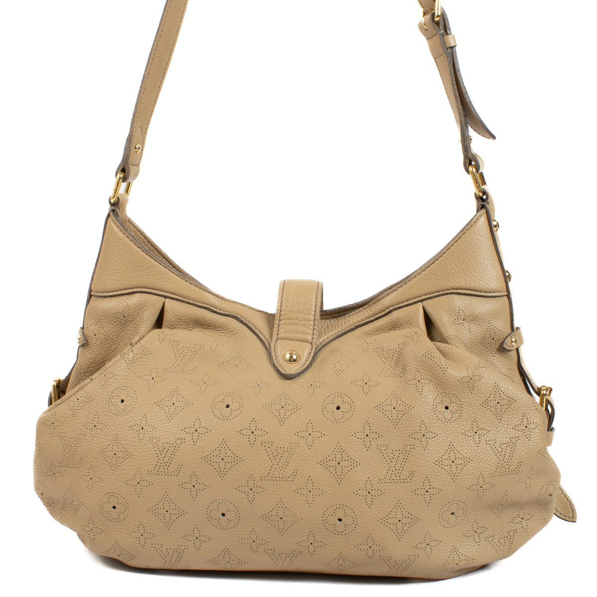 Authentic second hand Louis Vuitton Beige Shoulder Bag on Labellov.com