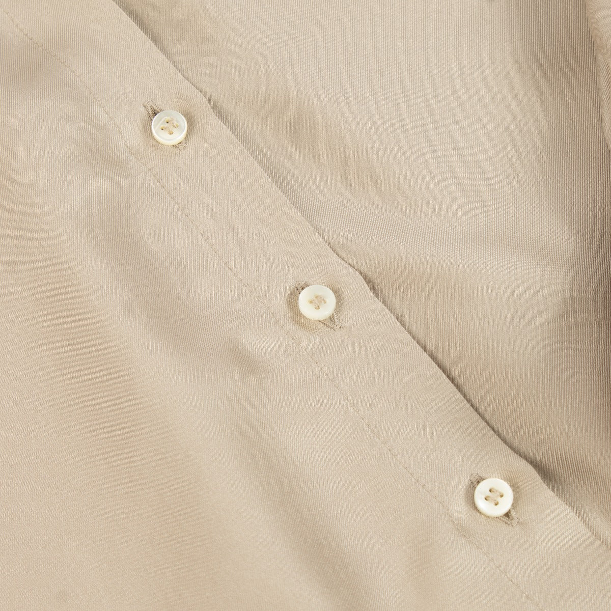 Chemise Brunello Cucinelli en satin de soie beige orné de détails - Taille XS